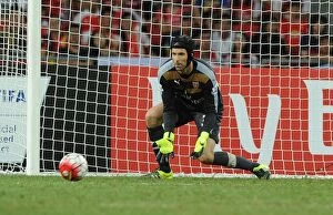 Images Dated 18th July 2015: Arsenal's Petr Cech in Action: Arsenal vs. Everton, Barclays Asia Trophy 2015-16
