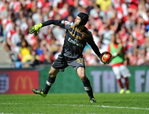 Arsenal's Petr Cech in Action: Arsenal vs. Chelsea - FA Community Shield 2015-16