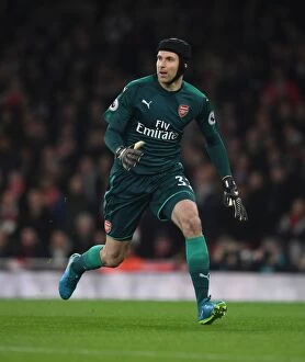 Arsenal v Liverpool 2017-18 Collection: Arsenal's Petr Cech Faces Liverpool in Thrilling Showdown (2017-18), Emirates Stadium