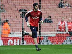 Images Dated 24th January 2016: Arsenal's Petr Cech Gears Up for Premier League Showdown Against Chelsea