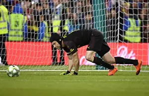 Arsenal's Petr Cech Saves Penalty in Thrilling Shootout Against Chelsea (Arsenal v Chelsea Pre-Season Friendly 2018-19)