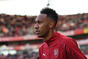 Images Dated 29th September 2018: Arsenal's Pierre-Emerick Aubameyang Ready for Kick-off Against Watford (2018-19)