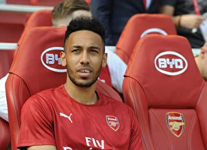 Arsenal v West Ham United 2017-18 Collection: Arsenal's Pierre-Emerick Aubameyang Ready for Action Against West Ham United