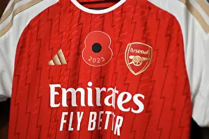 Leicester City Women V Arsenal Women 2023-24 Prints: Arsenal's Poppy-Adorned Shirts in Leicester City vs Arsenal FC