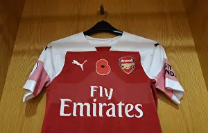 Arsenal's Poppy-Embellished Jerseys: Arsenal FC vs. Wolverhampton Wanderers, Premier League (2018-19)