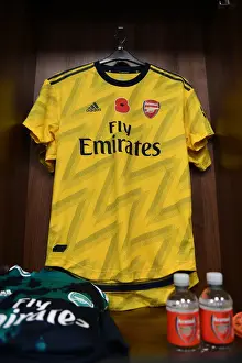 Arsenal's Poppy-Emblazoned Jerseys Before Leicester City Clash (2019-20 Premier League)