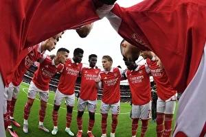 Arsenal's Pre-Match Huddle: Arsenal FC vs. Brentford FC, Premier League, Emirates Stadium, London, 2023