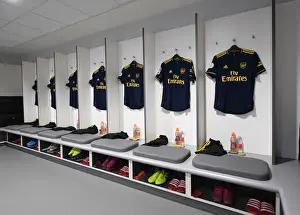 Arsenal's Pre-Match Unity: The Calm Before the Liverpool Storm (2019-20)