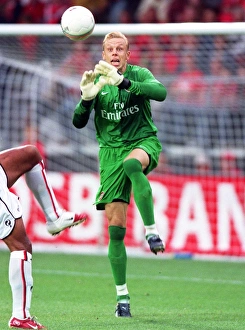 Arsenal's Pre-Season Triumph: 3-0 Over AZ Alkmaar, Holland, 2006