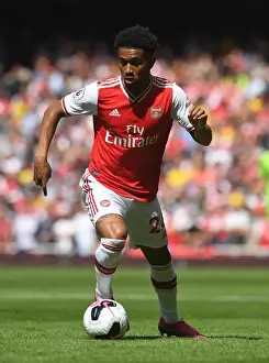 Arsenal's Reiss Nelson in Action: Premier League Showdown against Burnley, 2019-20