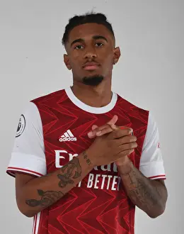 Arsenal's Reiss Nelson Gears Up for 2020-21 Season in Training