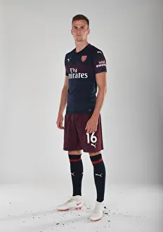 Arsenal's Rob Holding at 2018/19 First Team Photo Call