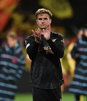 Arsenal's Rob Holding Celebrates with Fans after UEFA Europa League Victory over Bodø/Glimt