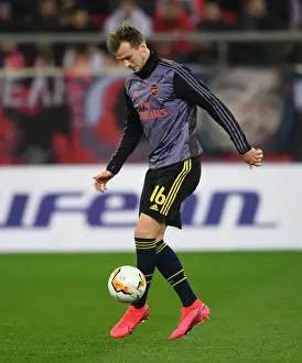 Olympiacos V Arsenal 2019-20 Prints: Arsenal's Rob Holding Prepares for Olympiacos Showdown in Europa League