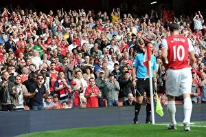Images Dated 24th September 2011: Arsenal's Robin van Persie Receives a Hero's Welcome as He Prepares to Take a Free Kick Against