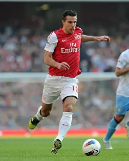 Arsenal's Robin van Persie Scores Hat-trick in 3-0 Win over Aston Villa (Premier League, Emirates Stadium, 24/3/12)