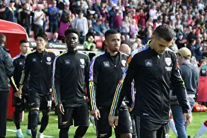 Arsenal's Saka and Jesus Prepare for Southampton Showdown in Premier League 2022-23