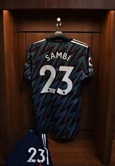 Arsenal's Sambi Lokonga Jersey in Brentford Changing Room - Premier League 2021-22