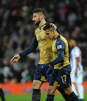 West Bromwich Albion V Arsenal 2015-16 Prints: Arsenal's Sanchez and Giroud in Action: West Bromwich Albion vs Arsenal (2015-16)