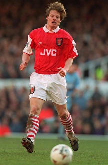 Arsenal's Stefan Schwarz: A Star in Action