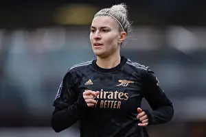 Arsenal's Steph Catley Faces Off Against Manchester City in FA Women's Super League Clash