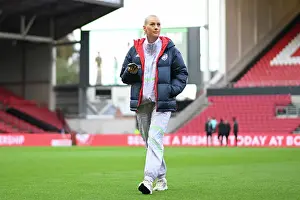Bristol City Women V Arsenal Women 2023-24 Prints: Arsenal's Stina Blackstenius Prepares for Kick-off Against Bristol City in Barclays Women's Super League