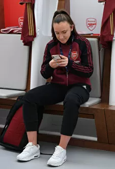 Images Dated 5th December 2021: Arsenal's Teyah Golden Gears Up for Battle in FA Women's Cup Final against Chelsea at Wembley