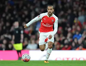 Arsenal V Burnley FA Cup 4th Rd 2016 Prints: Arsenal's Theo Walcott in FA Cup Action: Arsenal vs Burnley at Emirates Stadium (January 2016)