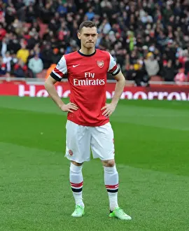 Arsenal's Thomas Vermaelen Prepares for Arsenal v Norwich City Clash (2012-13)