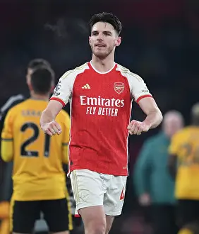 Arsenal's Thrilling Victory over Wolverhampton Wanderers in the 2023-24 Premier League: Declan Rice Celebrates at Emirates Stadium