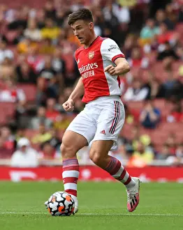 Arsenal's Tierney Stands Out: A Defiant Display against Chelsea in Pre-Season Clash
