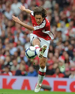 Arsenal's Tomas Rosicky Scores in 2-1 Victory over Athletico Madrid, Emirates Cup 2009