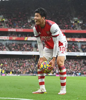 Arsenal's Tomiyasu in Action: Arsenal vs. Newcastle United, Premier League 2021-22