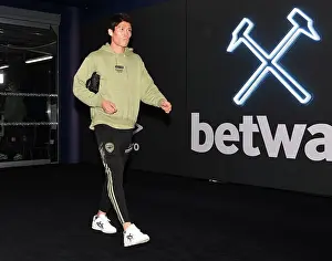 Arsenal's Tomiyasu Arrives at London Stadium for West Ham Cup Clash