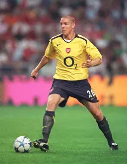 Senderos Philippe Prints: Arsenal's Triumph over Ajax: Philippe Senderos and the Amsterdam Tournament Victory (2005)