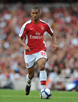 Images Dated 2nd August 2009: Arsenal's Triumph: Armand Traore Shines in 3-0 Victory over Rangers, Emirates Cup 2009