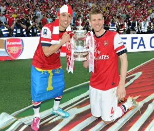 Arsenal V Hull City - FA Cup Final 2014 Prints: Arsenal's Triumph: FA Cup Victory Celebration (2014) - Arsenal vs. Hull City