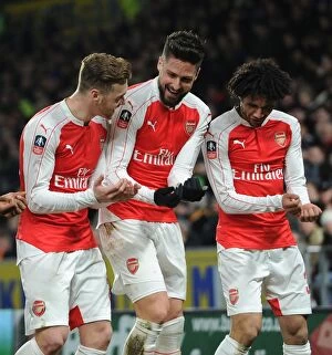 Images Dated 8th March 2016: Arsenal's Triumph: Giroud, Chambers, Elneny Celebrate FA Cup Goal vs. Hull City