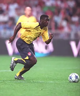 Arsenal's Triumph: Kolo Toure's Victory in the 2005 Amsterdam Tournament against Ajax