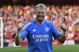 Arsenal's Triumph over Manchester United: Aaron Ramsdale's Emotional Victory Celebration (2023-24 Premier League)