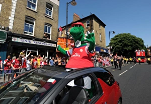 Arsenal Trophy Parade 2014 Prints: Arsenal's Triumphant FA Cup Parade through Islington, London (2014)