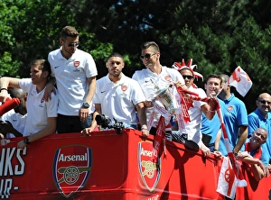 Arsenal Trophy Parade 2014 Prints: Arsenal's Triumphant Trophy Parade, May 18, 2014, Islington