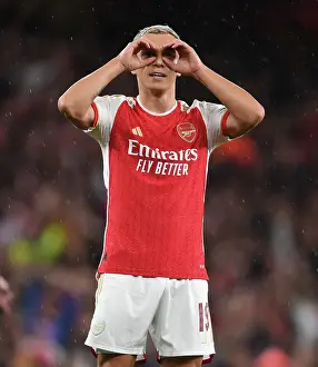 Arsenal V PSV Eindhoven 2023-24 Prints: Arsenal's Trossard Scores Brace: Arsenal 2-0 PSV Eindhoven