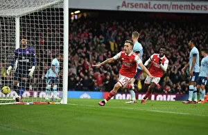 Arsenal's Trossard Scores the Winner: Arsenal FC vs. Brentford FC, Premier League 2022-23