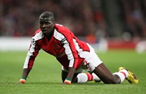 Images Dated 4th November 2009: Arsenal's Unforgettable 4:1 Victory over AZ Alkmaar: Emmanuel Eboue Shines in the UEFA Champions