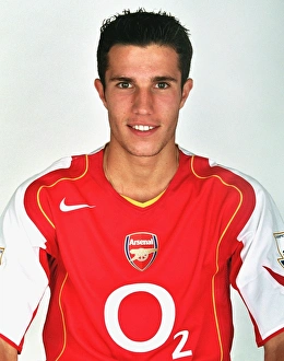 Arsenal's Unforgettable Striker: Robin van Persie