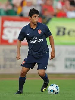 Arsenal's Unstoppable Form: Eduardo's 5-Goal Blitz in Pre-Season Win Against Szombathelyi (2009)
