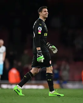 Arsenal V West Ham United 2016-17 Prints: Arsenal's Unyielding Guardian: Emiliano Martinez's Triumph over West Ham United