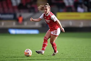 Arsenal's Vicky Pelova Faces Off Against Tottenham Hotspur in FA Women's Super League Clash