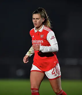 Arsenal's Victoria Pelova Goes Head-to-Head with Liverpool in FA Women's Super League Clash (2022-23)